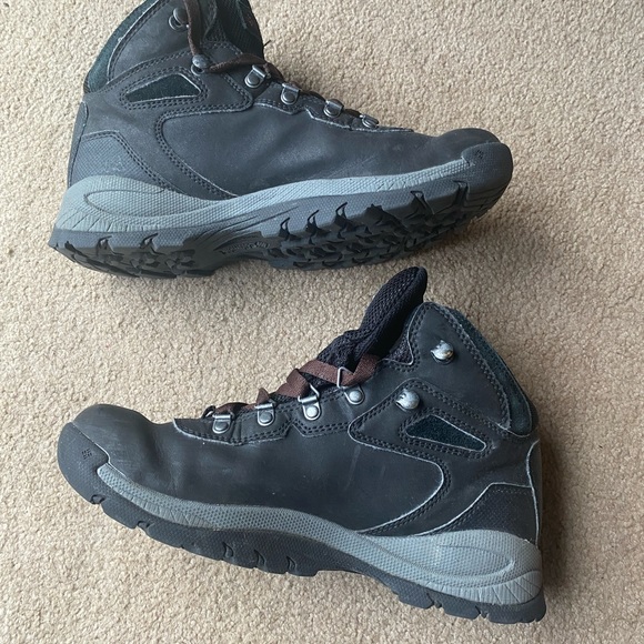 Columbia women’s hiking boots size 9 - Picture 4 of 8